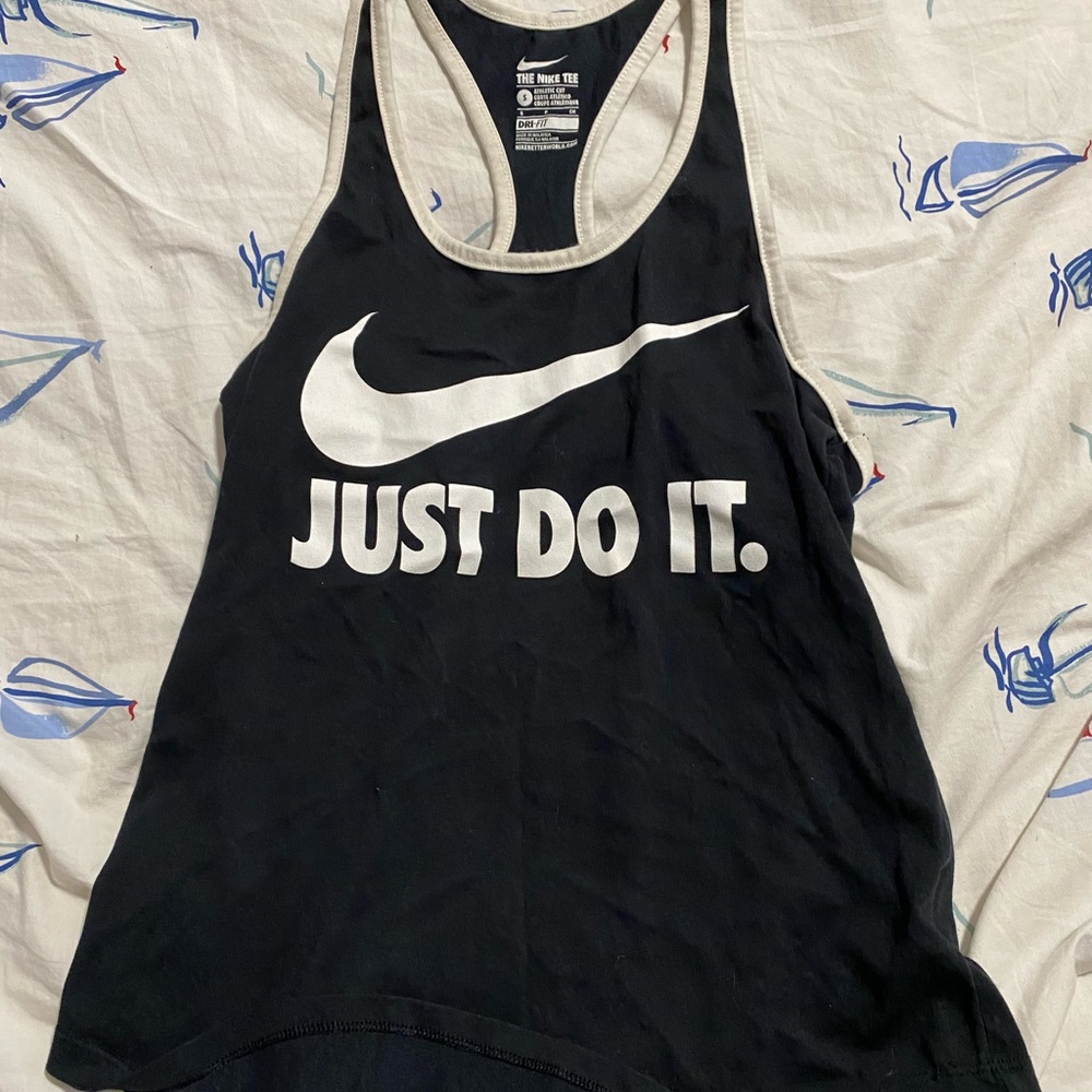 Nike tank